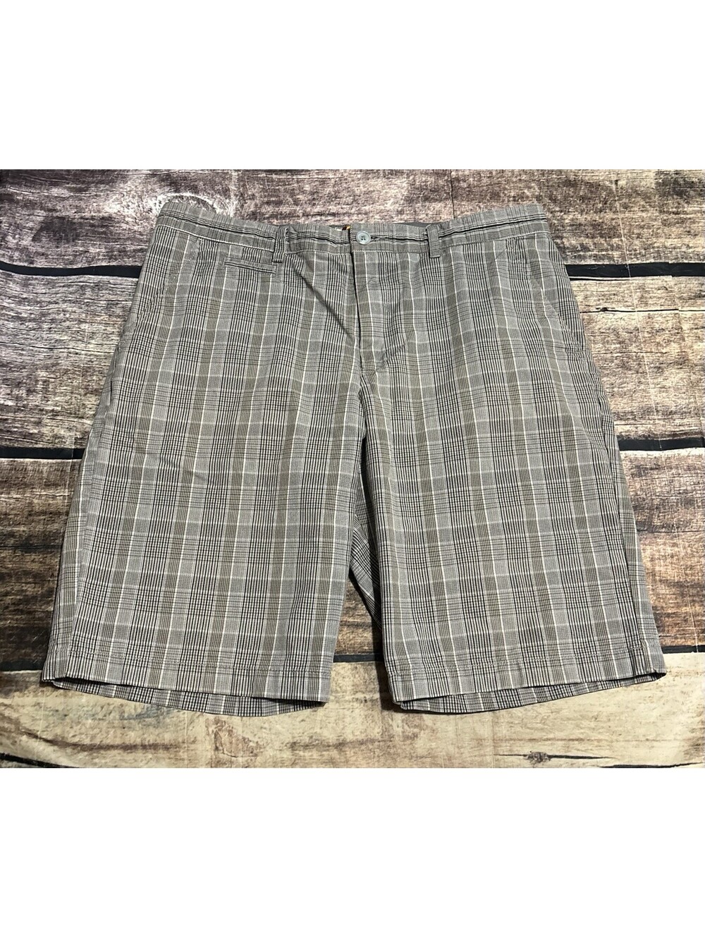 Fink Clothing Shorts Mens 36x11 Check Plaid Cotton Gray